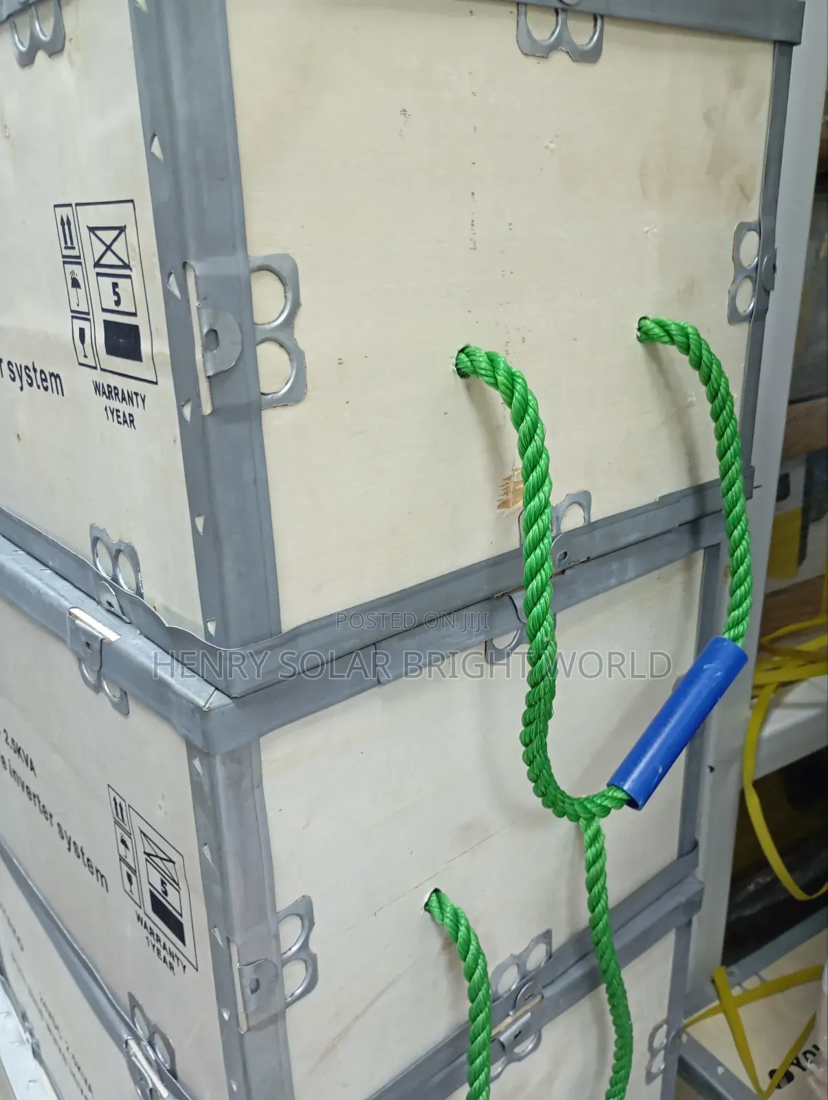 Yohaco 2.5kva 24v Inverter
