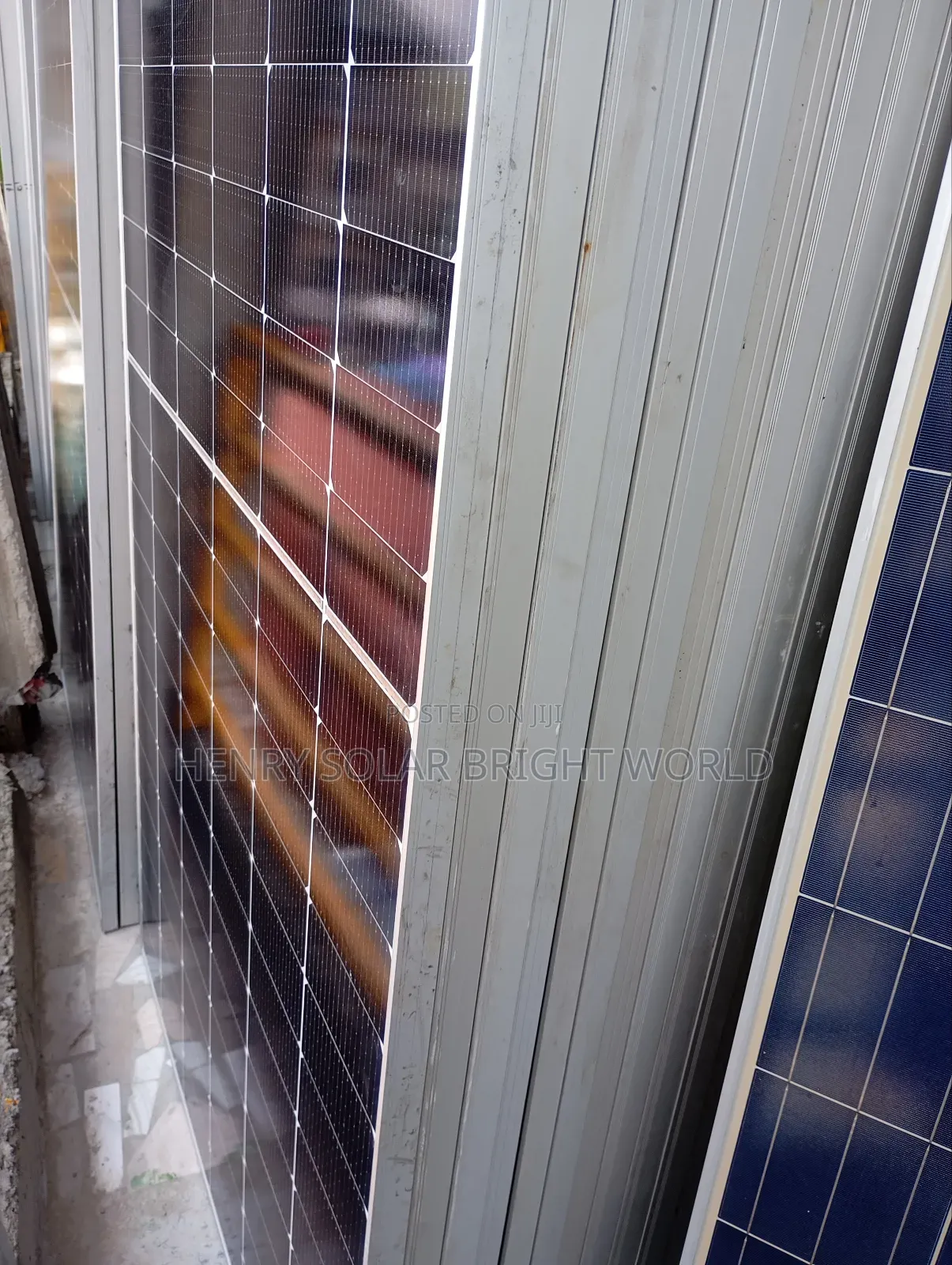 570w Solar Panel