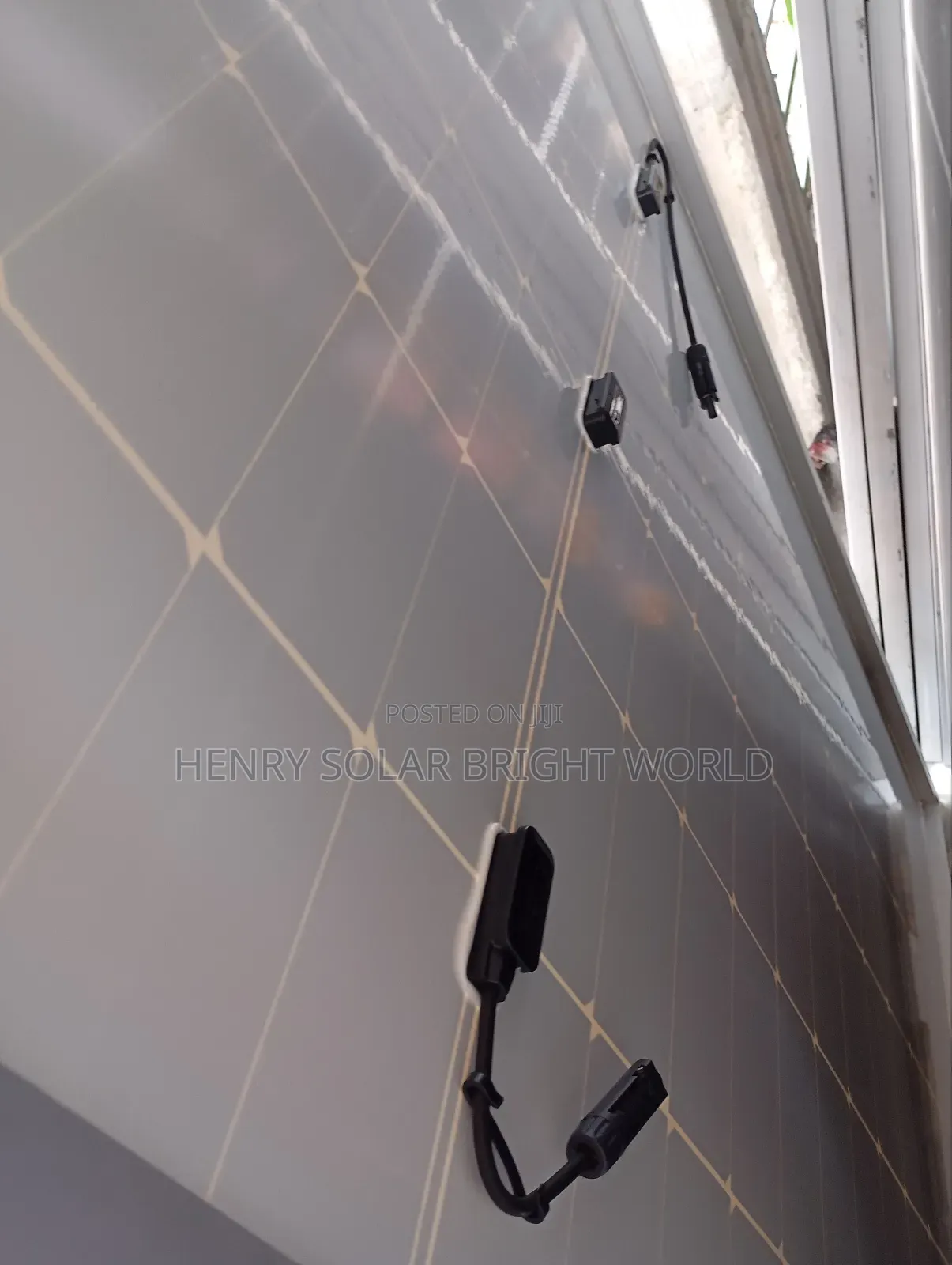 570w Solar Panel
