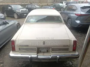 Oldsmobile 66 2006 Gold