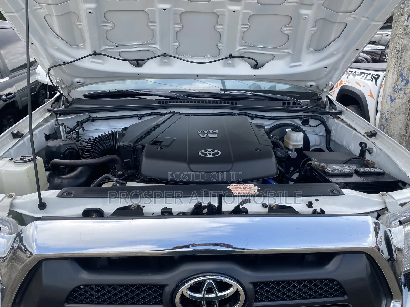 Toyota Tacoma 2015 White