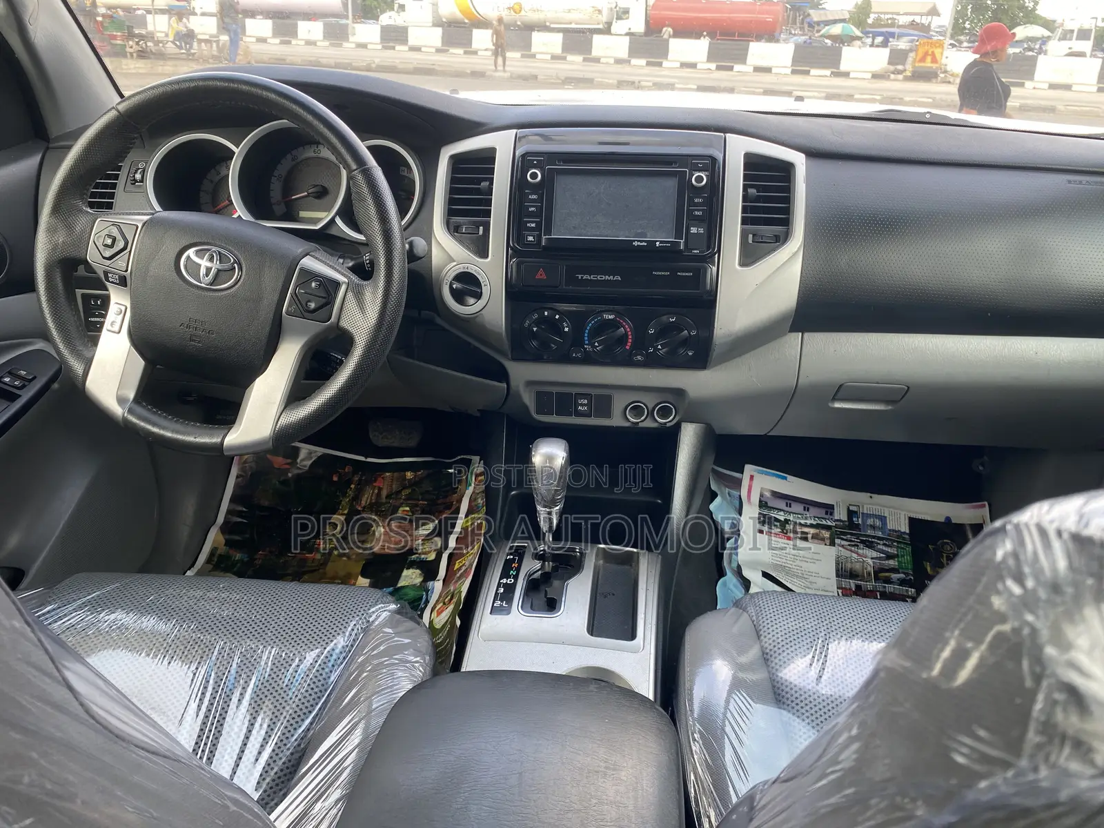 Toyota Tacoma 2015 White