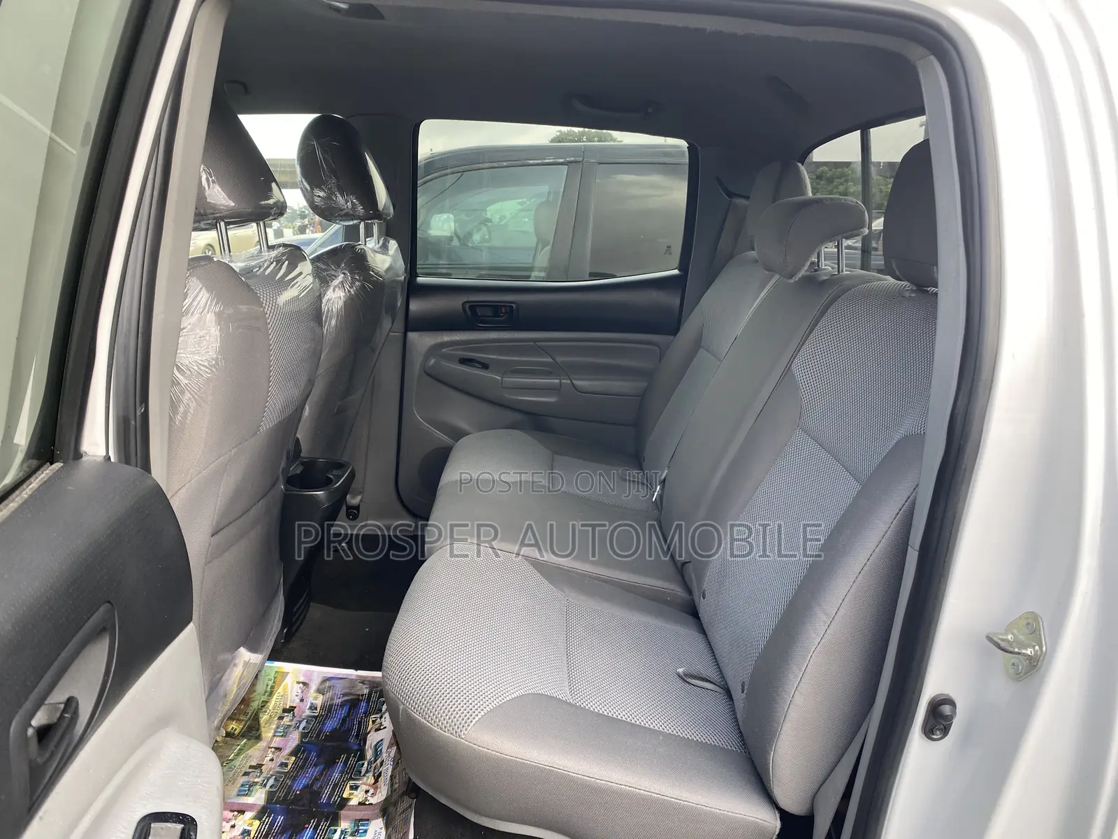 Toyota Tacoma 2015 White