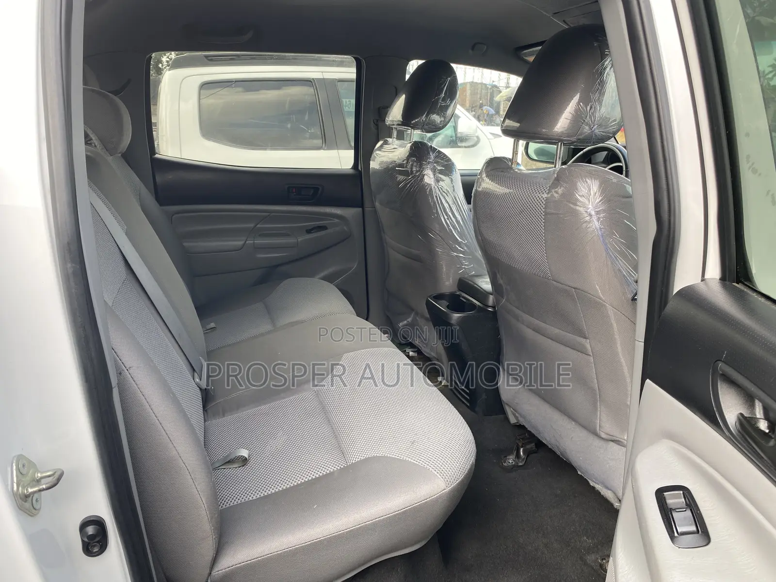Toyota Tacoma 2015 White