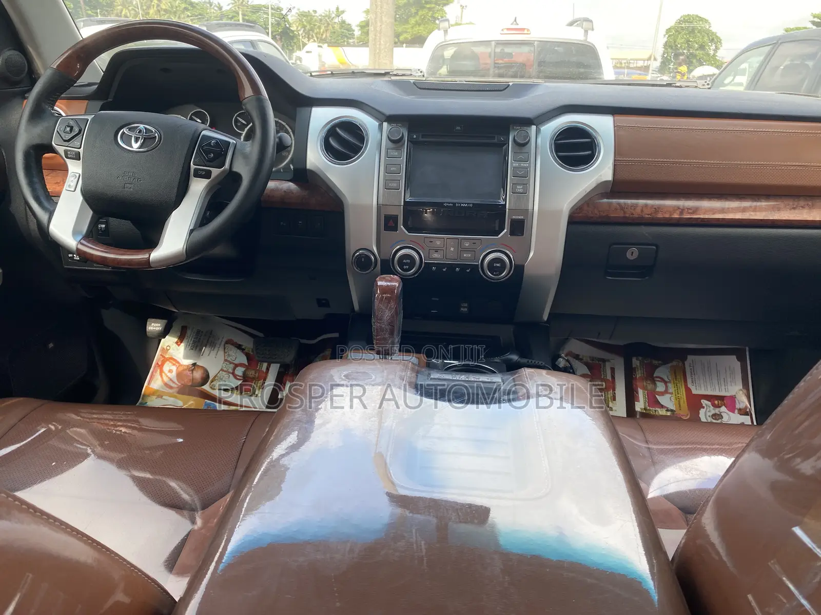 Toyota Tundra 2018 Brown