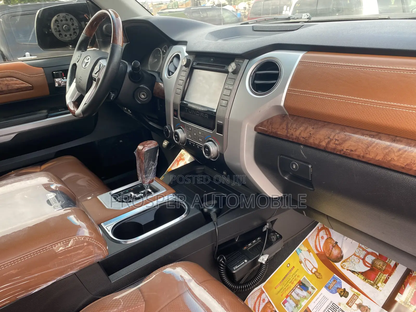 Toyota Tundra 2018 Brown