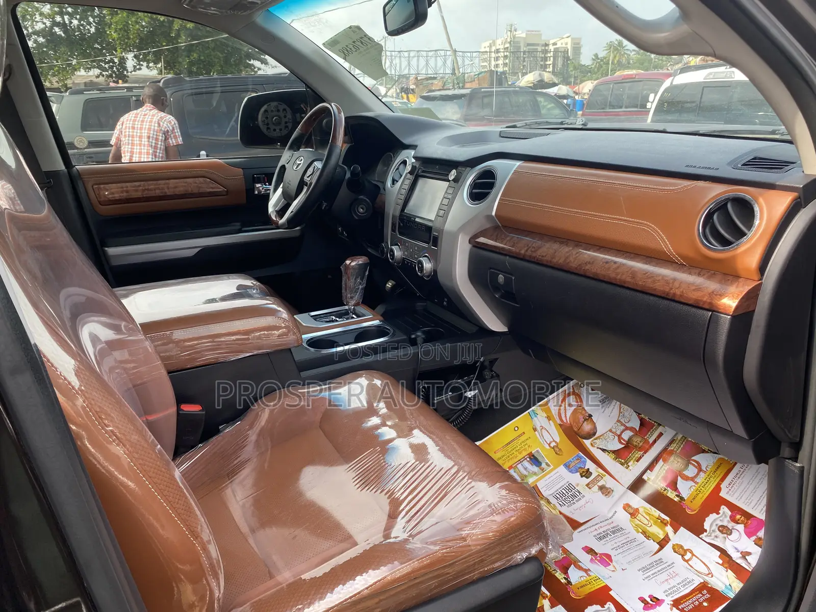 Toyota Tundra 2018 Brown