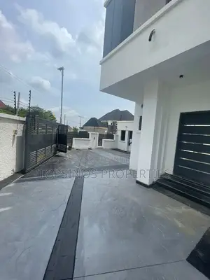 3bdrm Duplex in Dawaki for rent