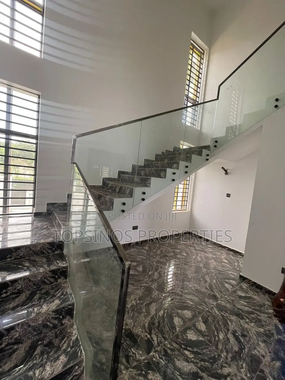 3bdrm Duplex in Dawaki for rent