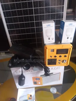 Energy Storage 300w Solar Generator With 50w Solar Panel