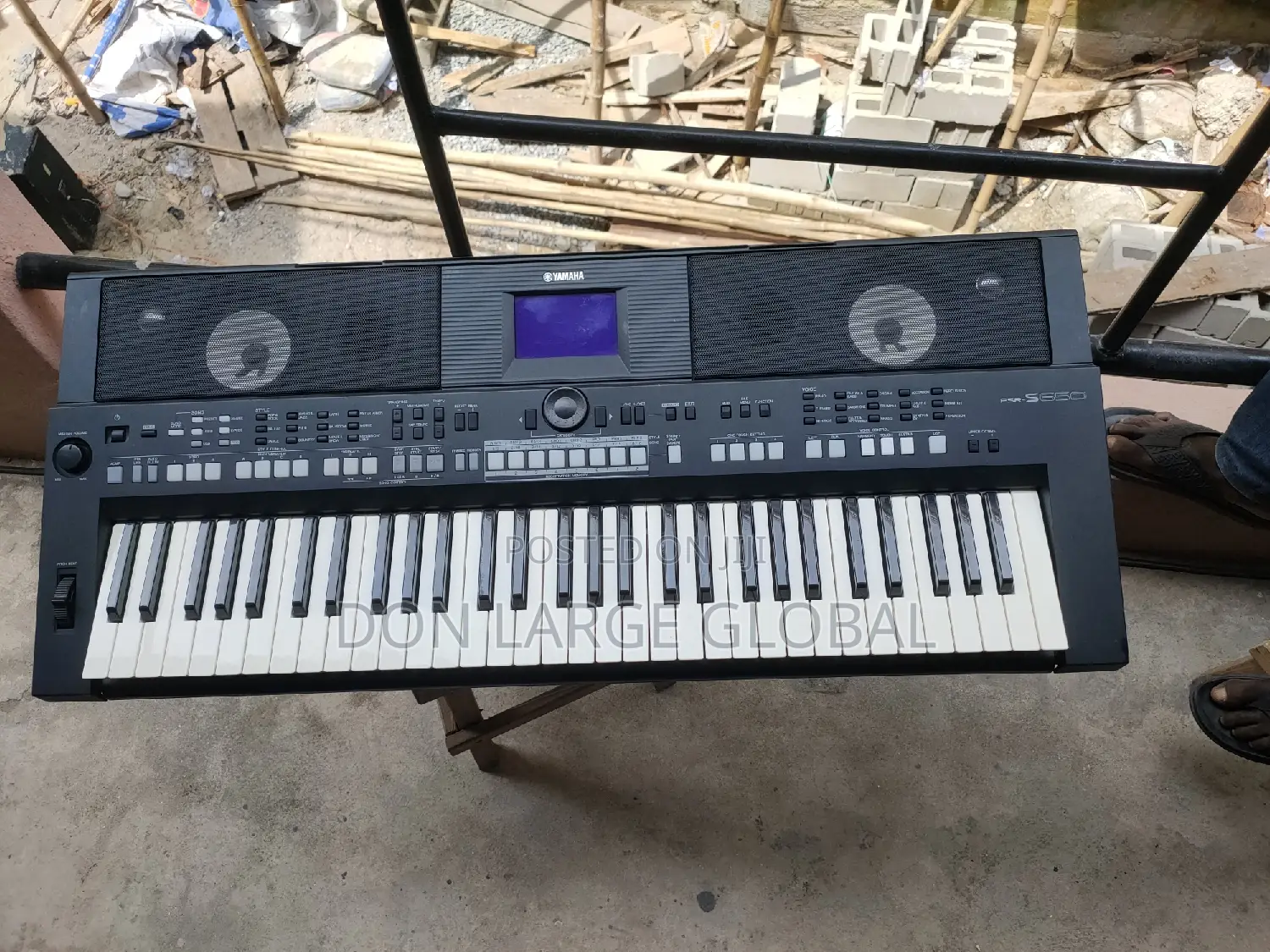 Yamaha PSR-S650 Keyboard