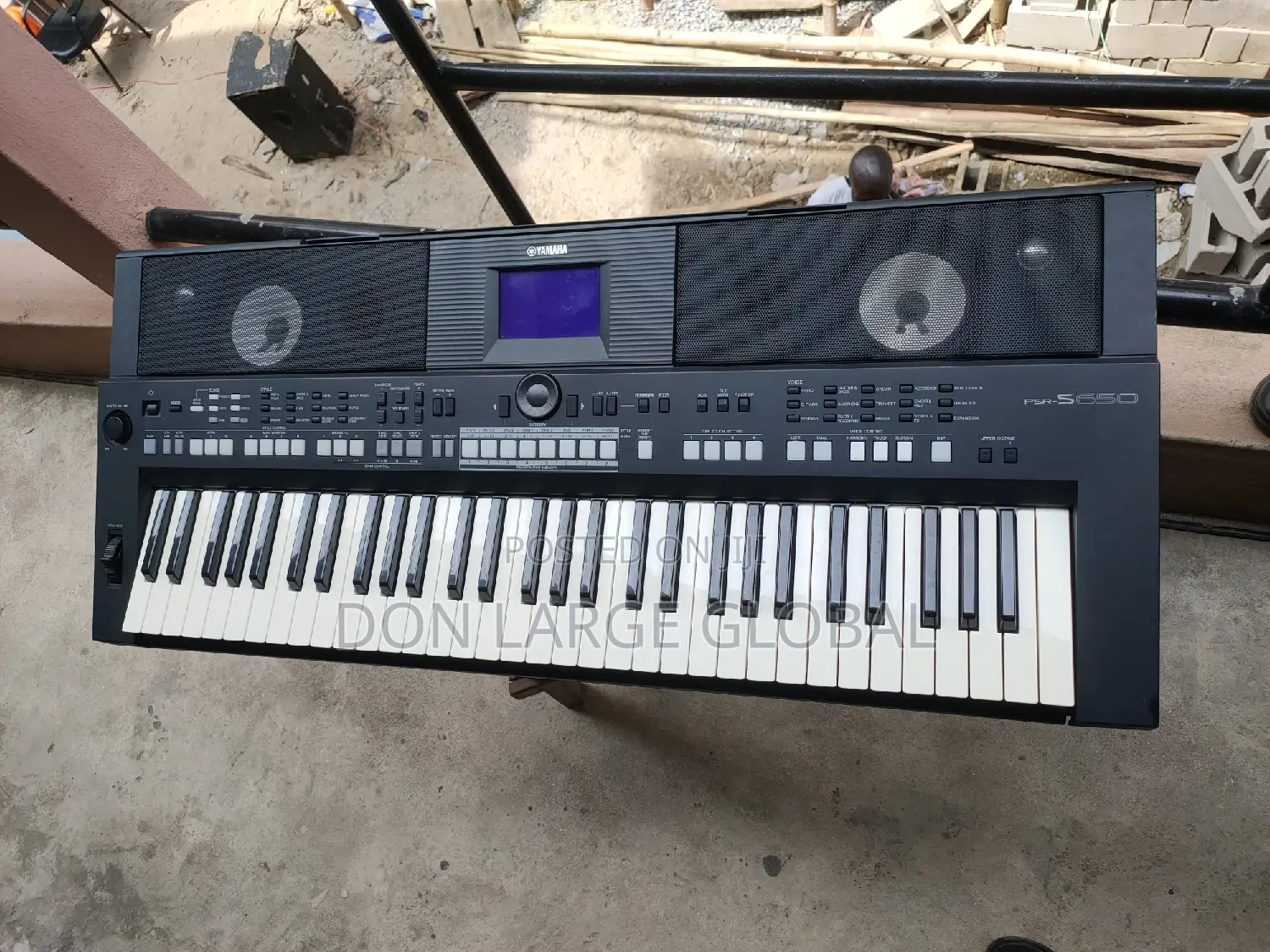 Yamaha PSR-S650 Keyboard