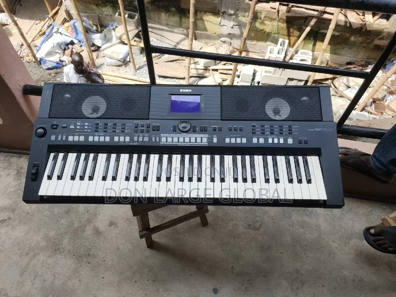 Yamaha PSR-S650 Keyboard
