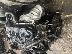 Toyota Hiace 2TR Engine 2010model Japanese Used