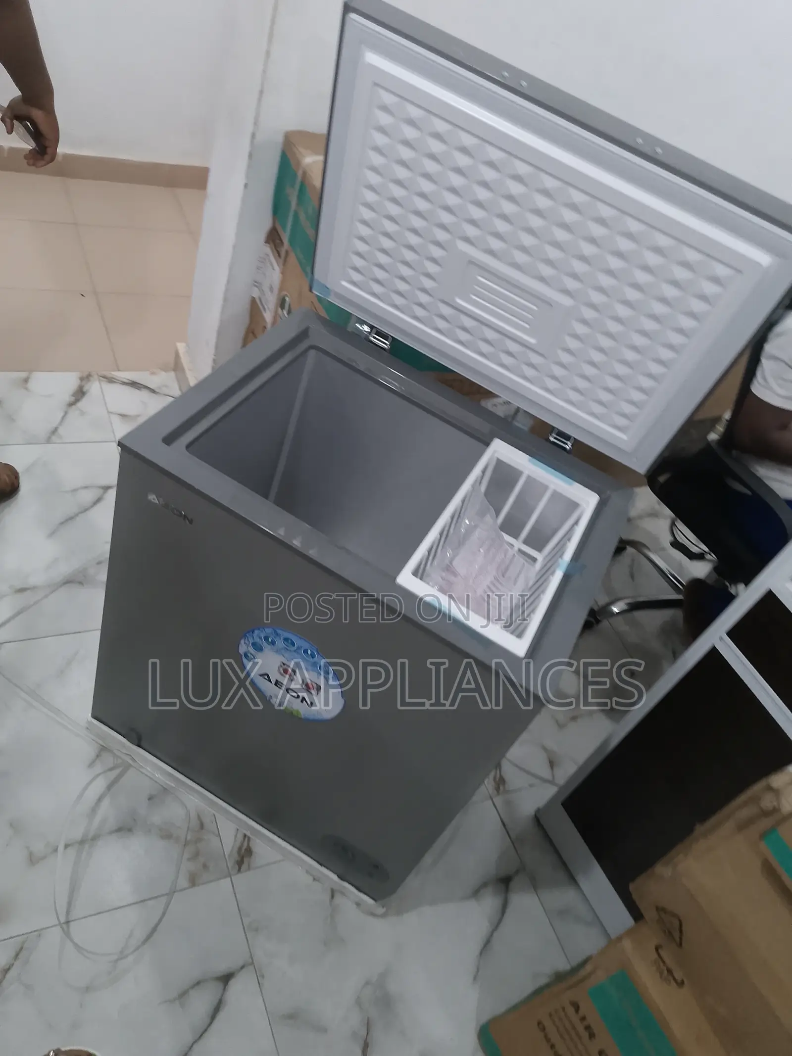 Portable Aeon Chest Freezer