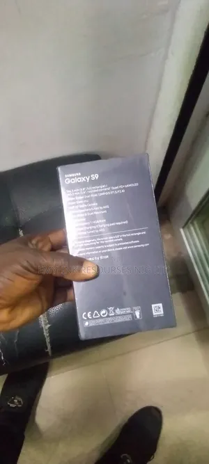 New Samsung Galaxy S9 64 GB Black