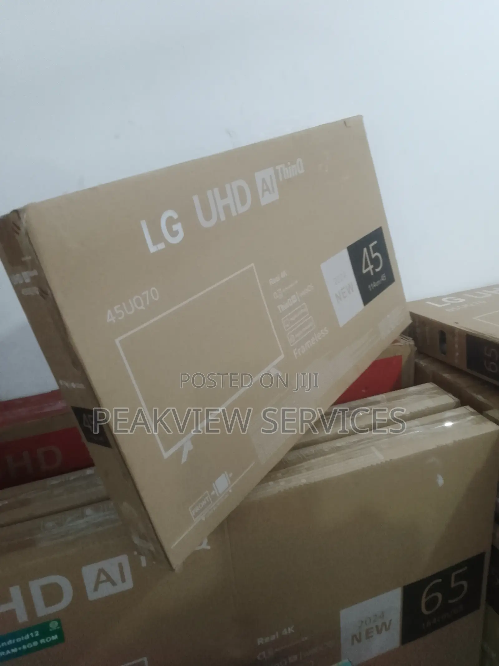 Unique 45 LG LED TV