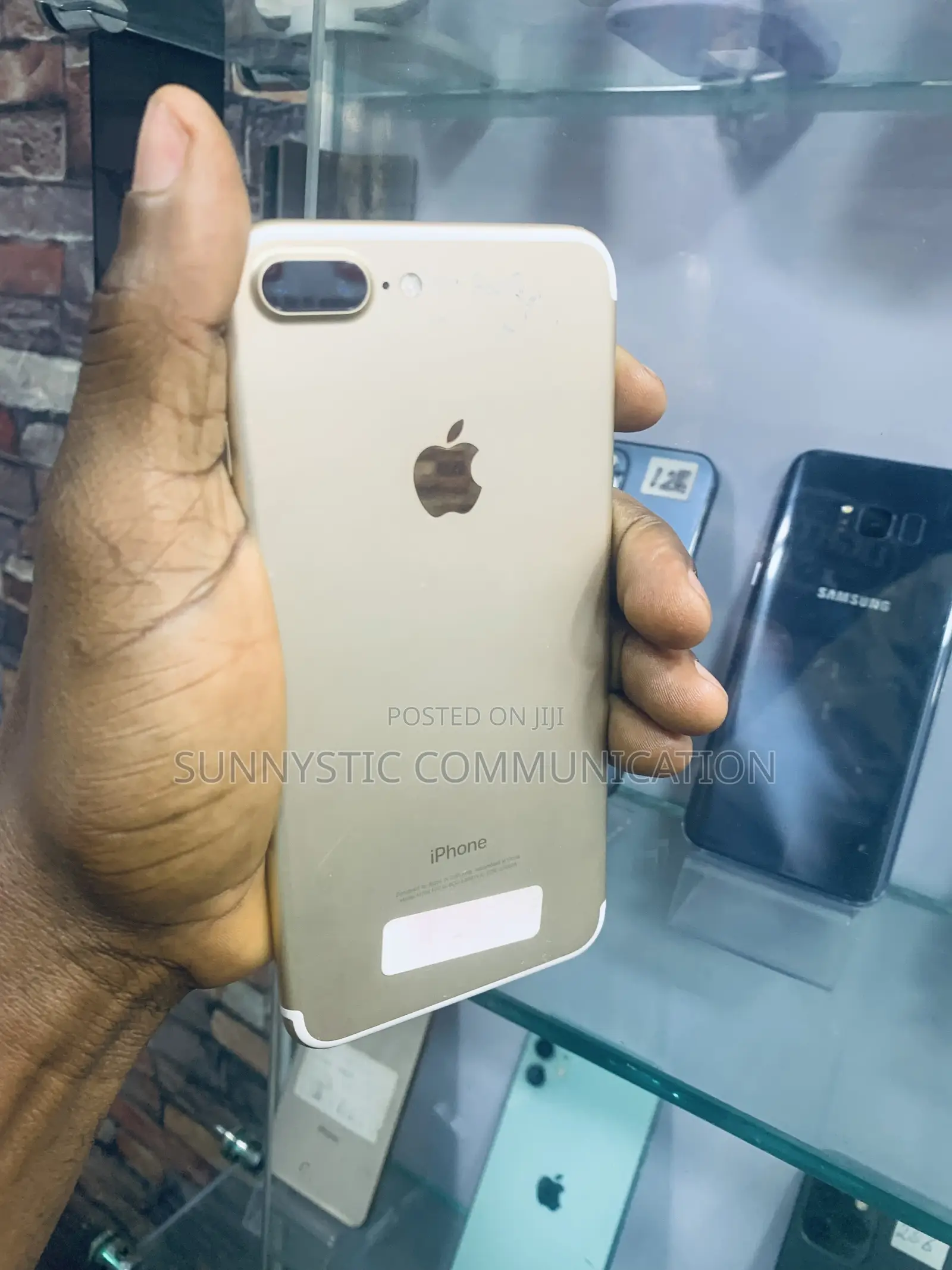 Apple iPhone 7 Plus 128 GB Gold