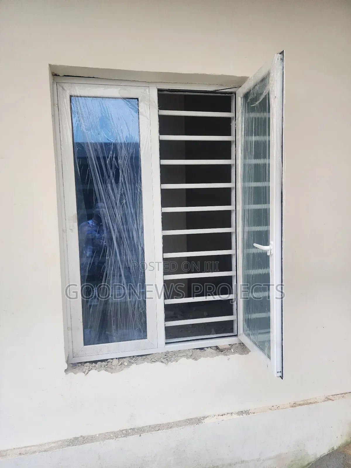 Aluminium Double Glazed Casement Window