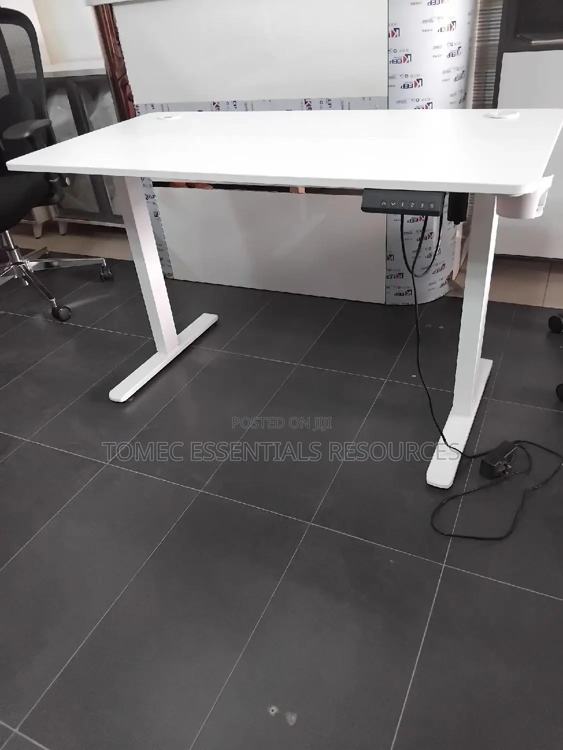 Imported Quality Electric Height Adjustable Office Table