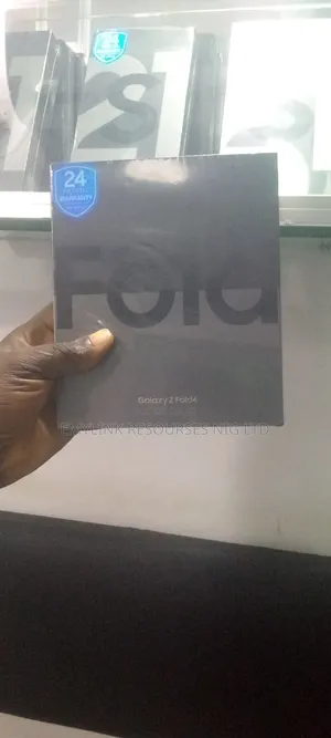 New Samsung Galaxy Z Fold4 512 GB Black