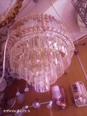 Crystal Led With Bulbs Chandelier Light