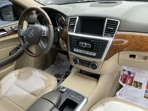 Mercedes-Benz M Class 2014 Black