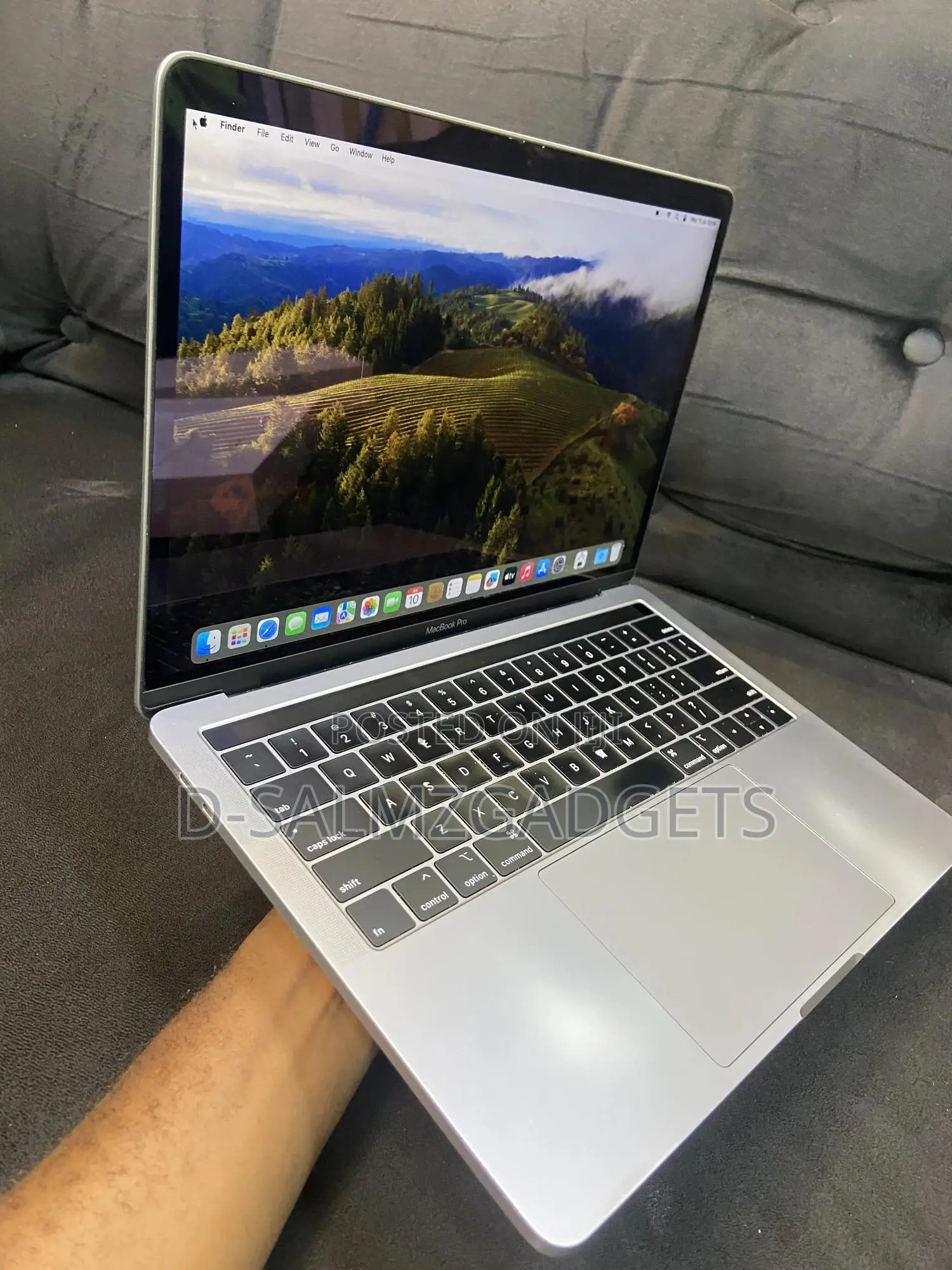 Laptop Apple MacBook Pro 2019 8GB Intel Core I5 SSD 256GB
