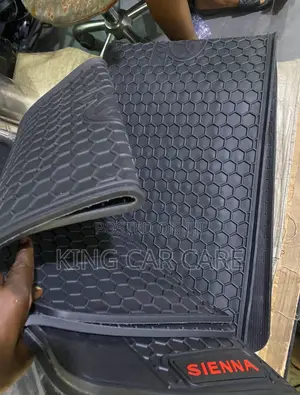 Top Quality Car Foot Mat.