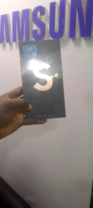 New Samsung Galaxy S22+ 5G 128 GB Black
