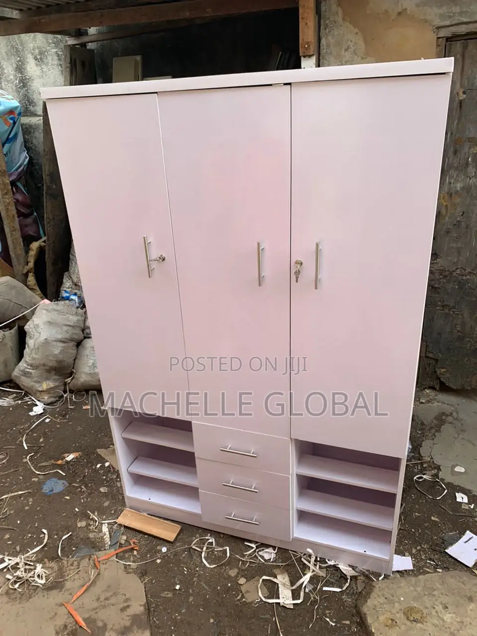 High Quality Wardrobe (4 By6)