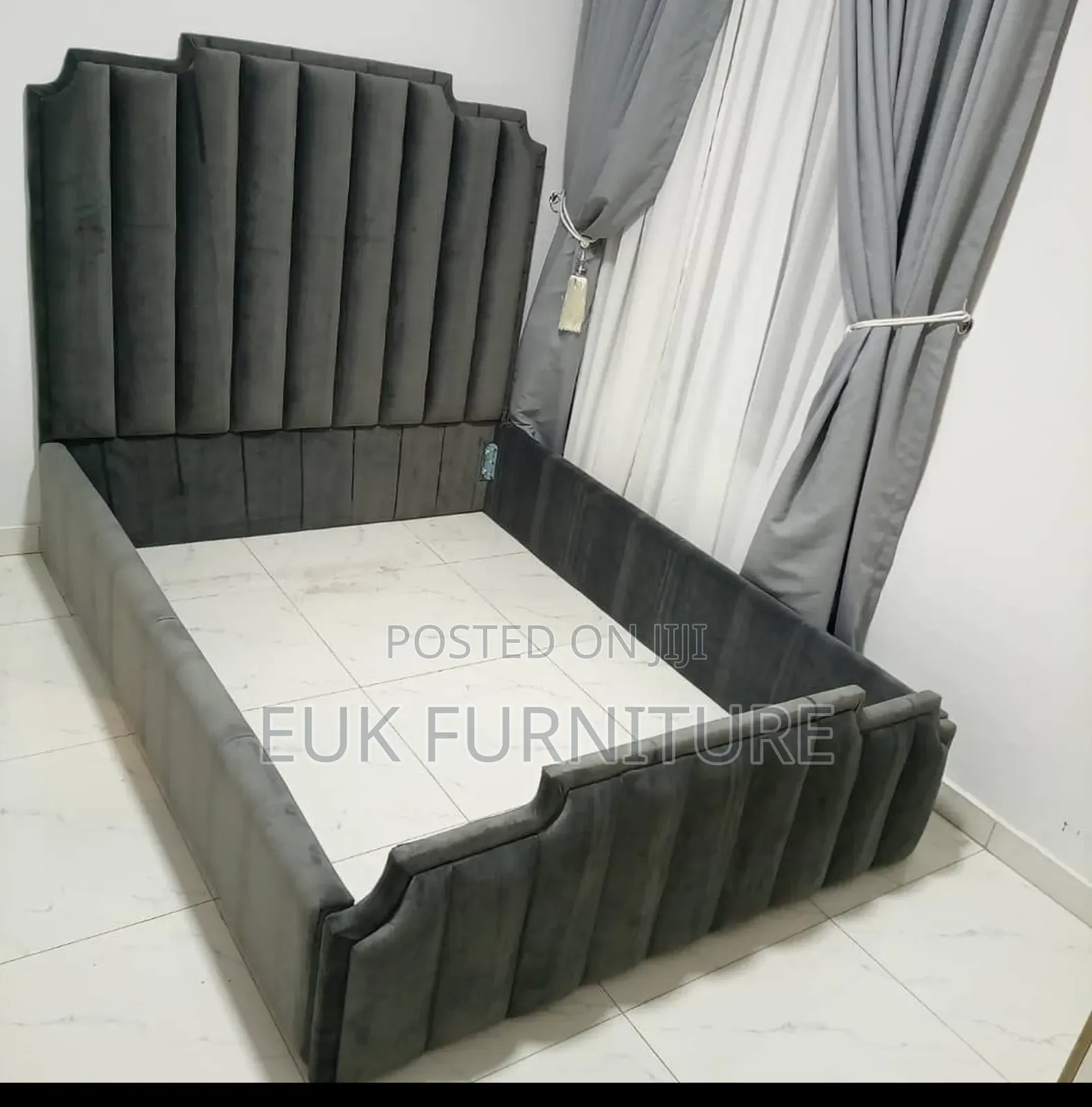 4.5 by 6 Bedframe