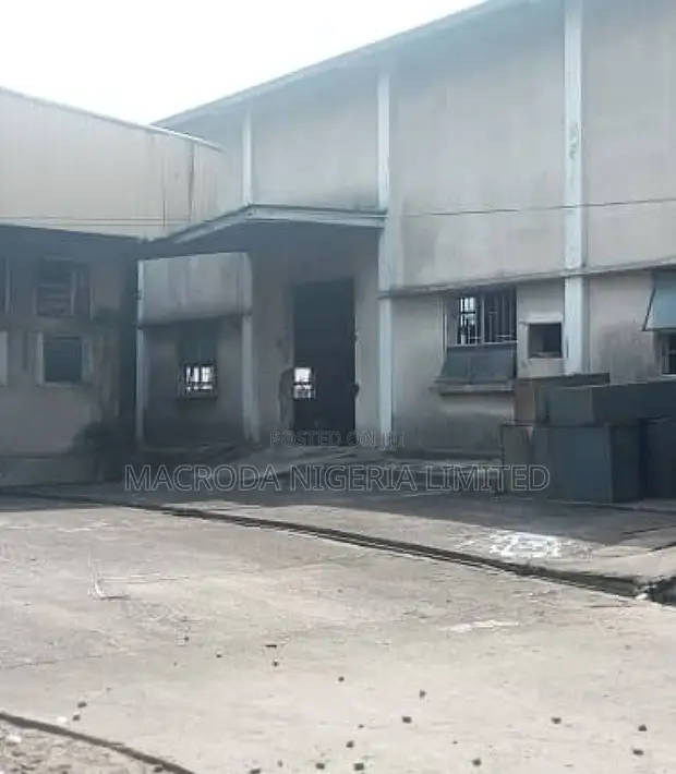 8564sqm Warehouse at Off Eric Moore Surulere