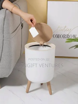 Photo - 7 Litres Luxury Trash Bin