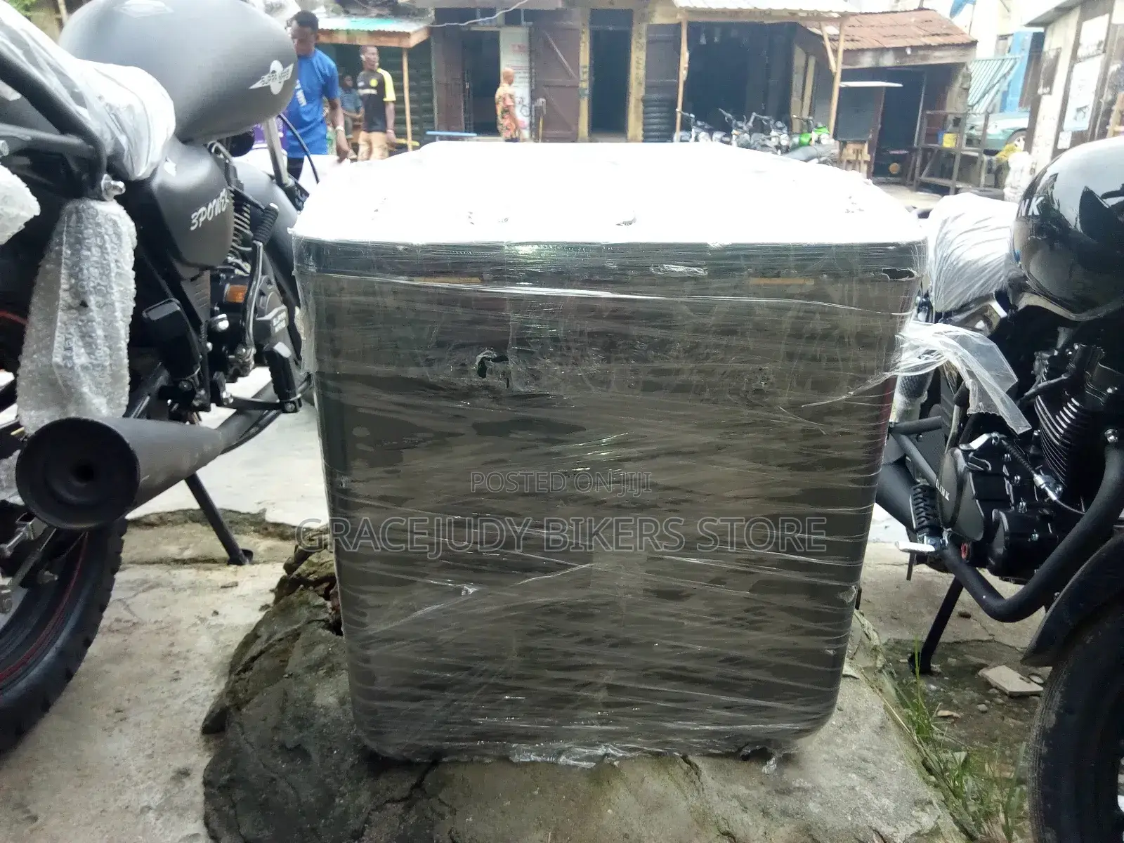 Dispatch / Delivery Box