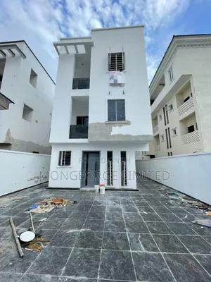 5bdrm Duplex in Lekki Phase 1 for sale