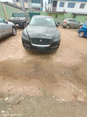 Jaguar F-Pace 25t Premium AWD 2019 Black