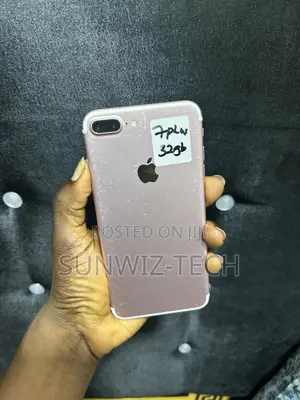 Apple iPhone 7 Plus 32 GB Gold