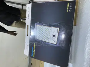 300W Solar Streetlight + CCTV Camera