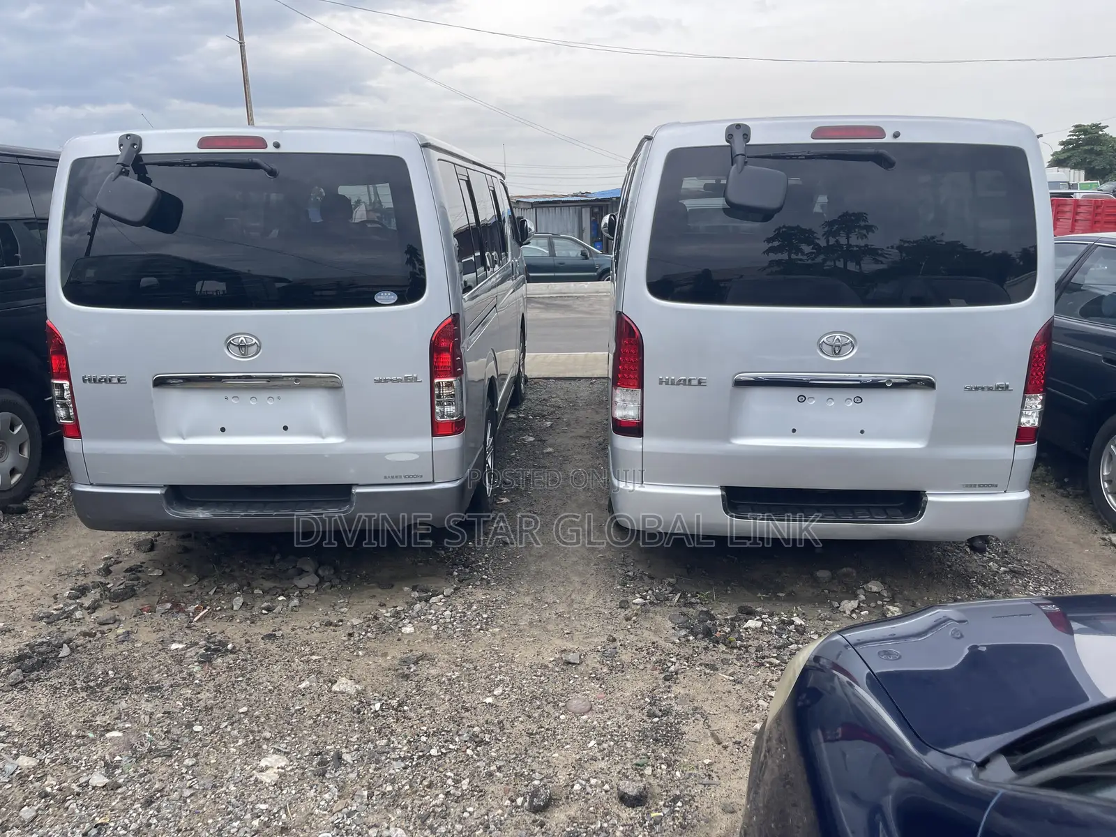 Toyota HiAce 2009 Silver