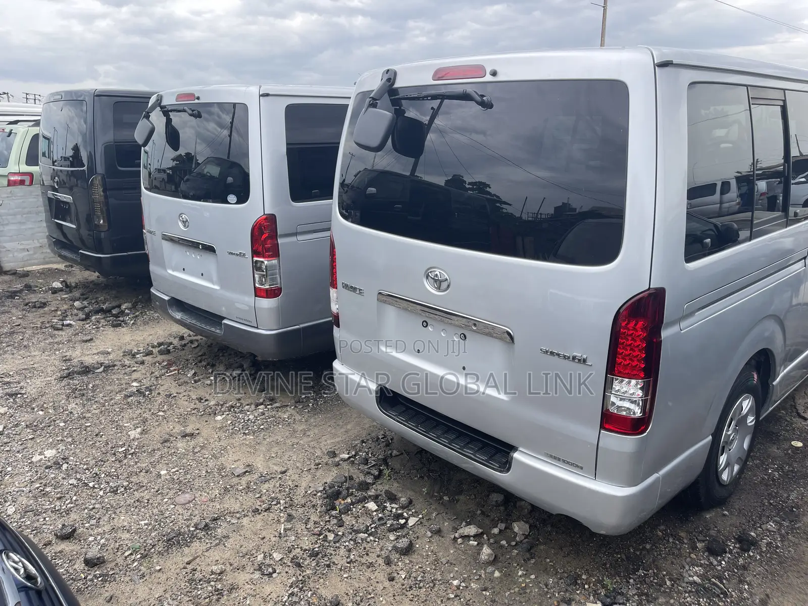 Toyota HiAce 2009 Silver