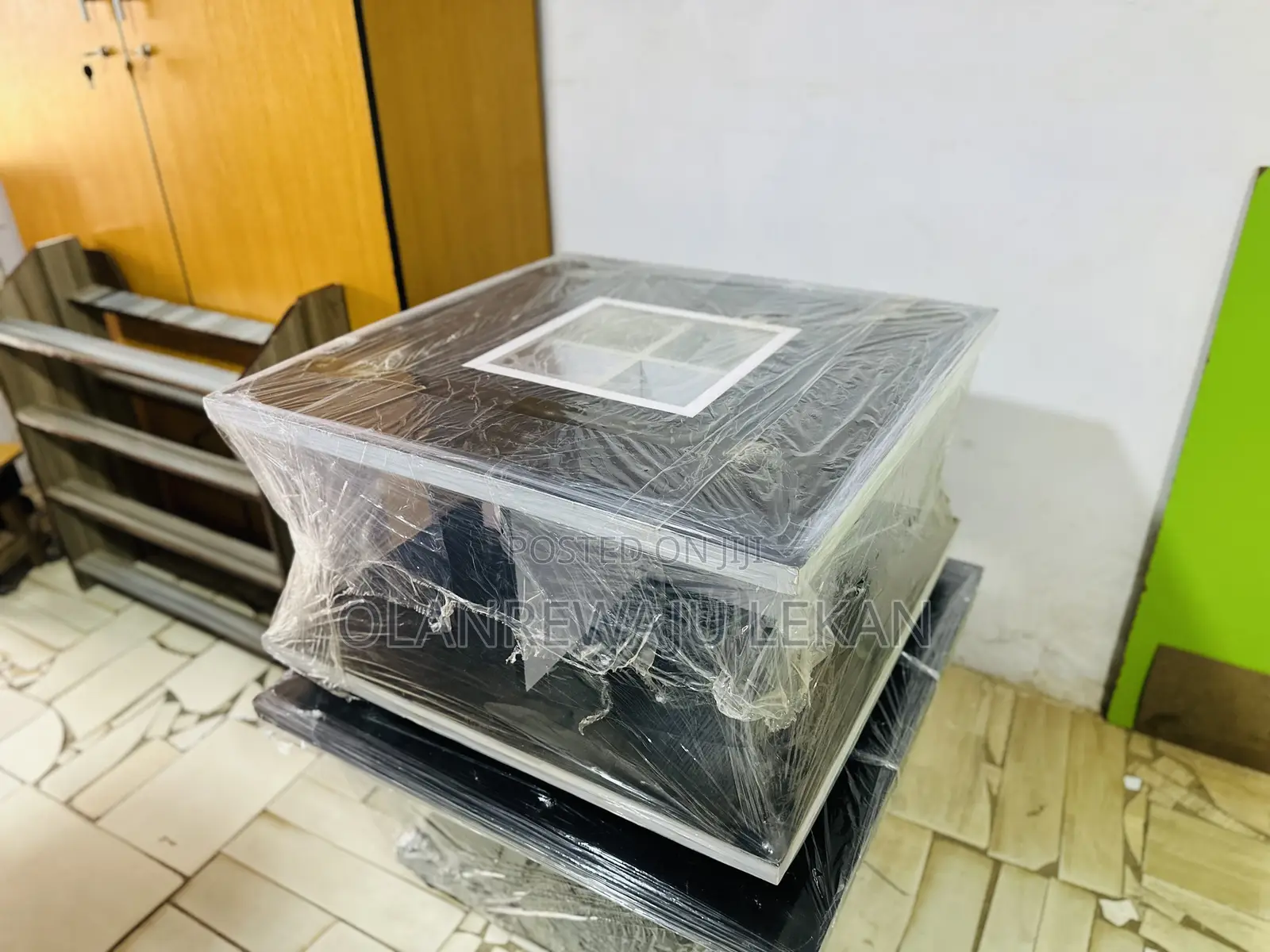 High Quality Center-Table