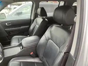 Honda Pilot 2012 Silver