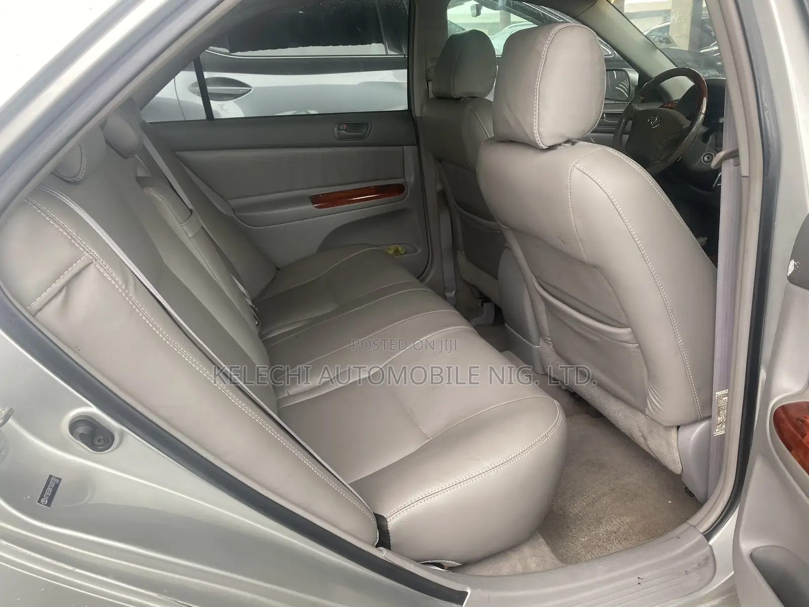 Toyota Camry 2005 Silver