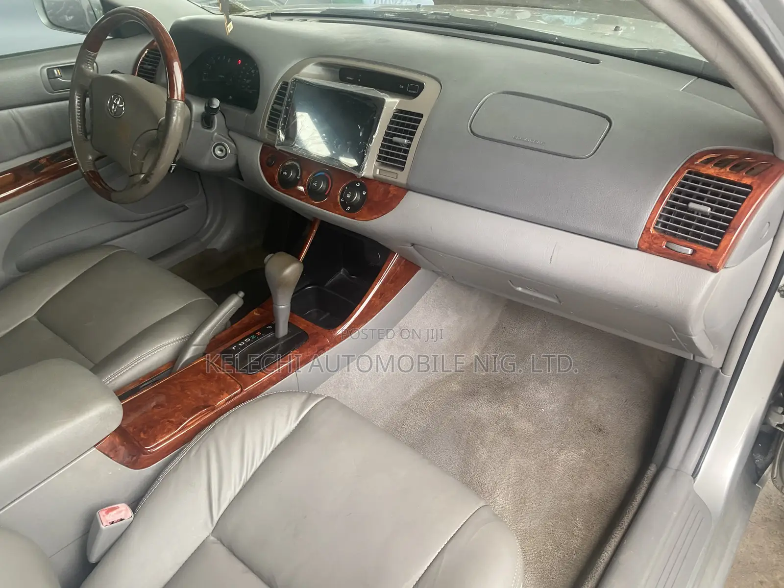 Toyota Camry 2005 Silver