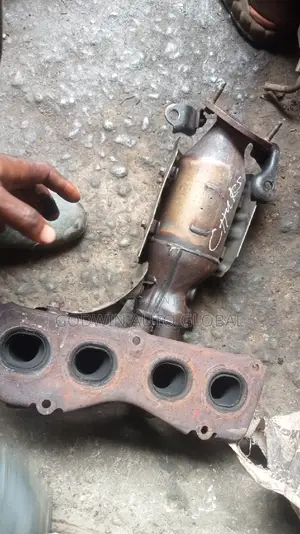 Toyota Camry Engine Cataly 2010 Model