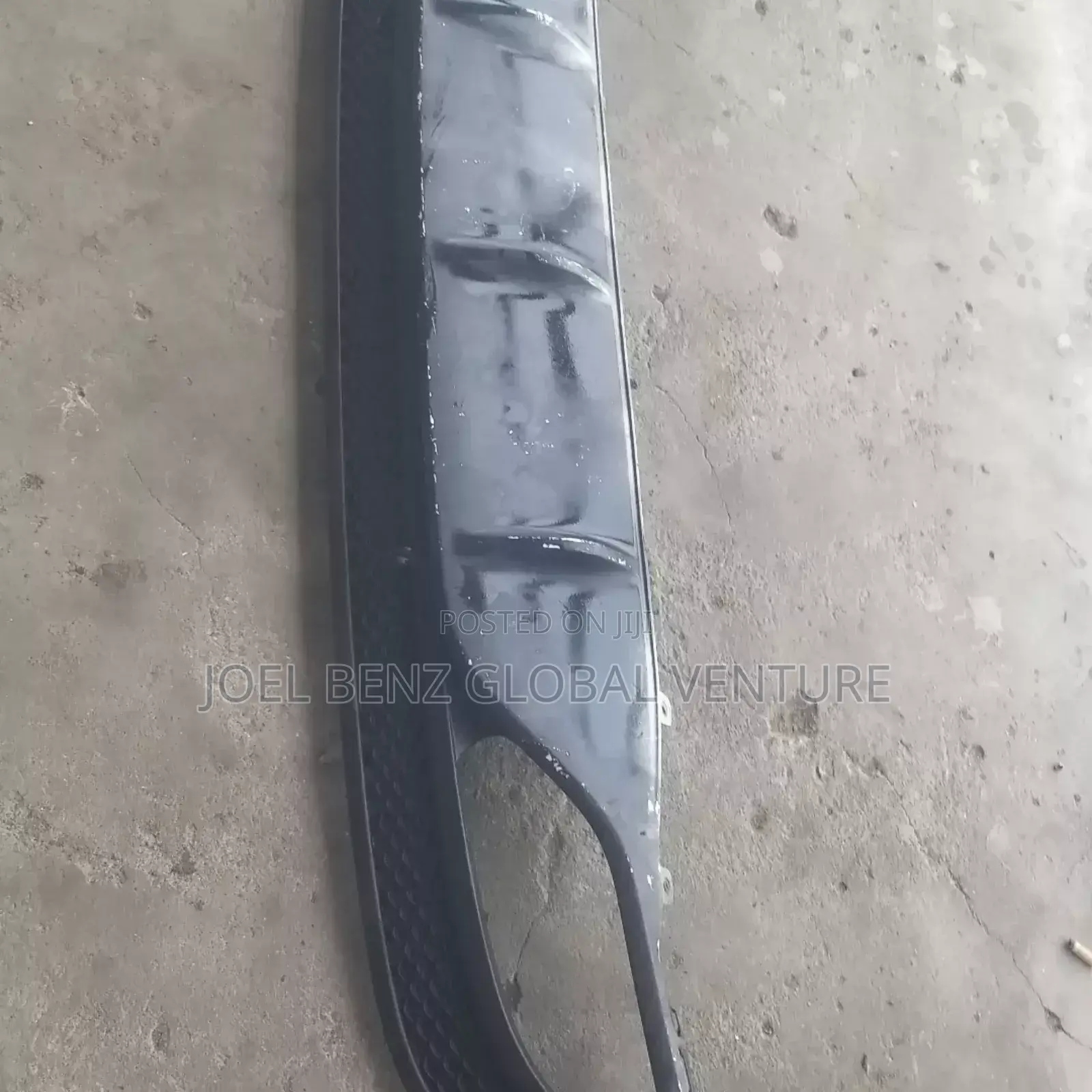 C300 2017 Back Bumper Down Padded
