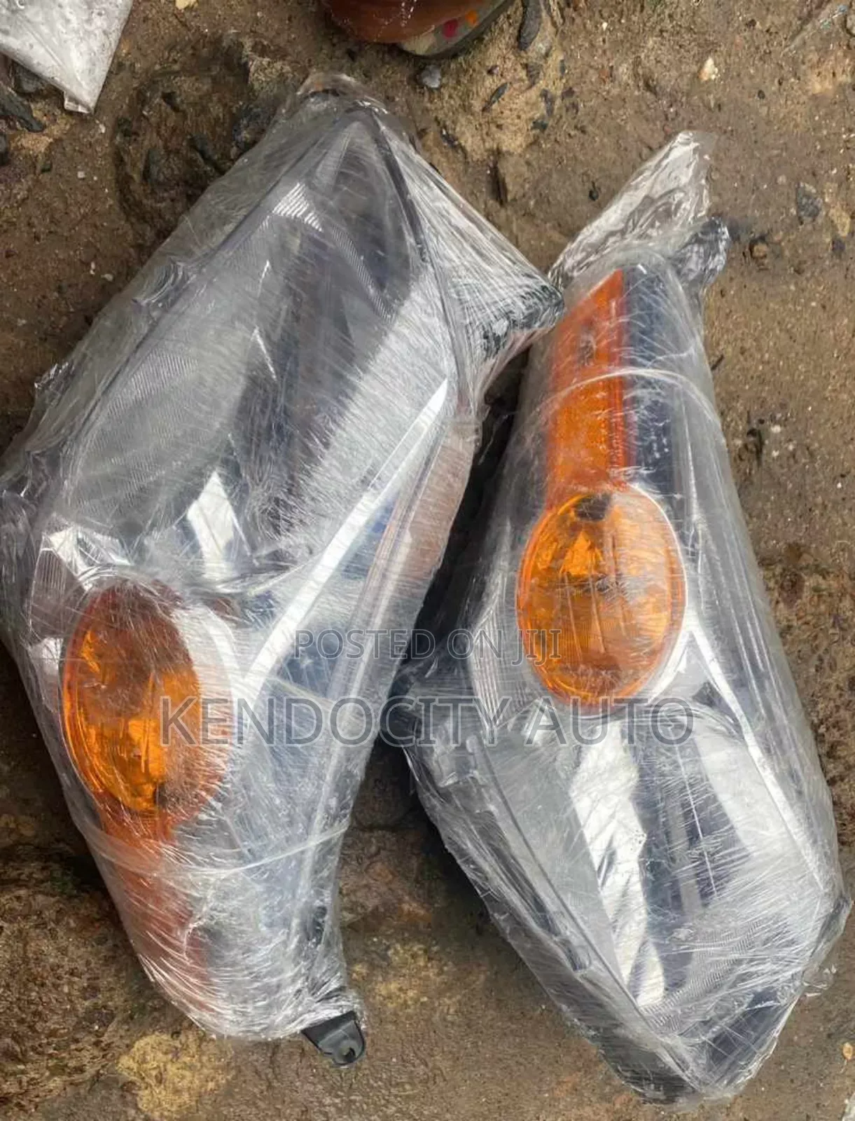 Headlight Scion XD Set