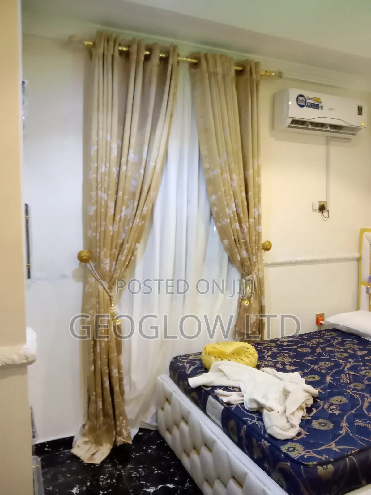 Quality Golden Curtain