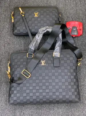 Louis Vittion Men’S Hand Bag